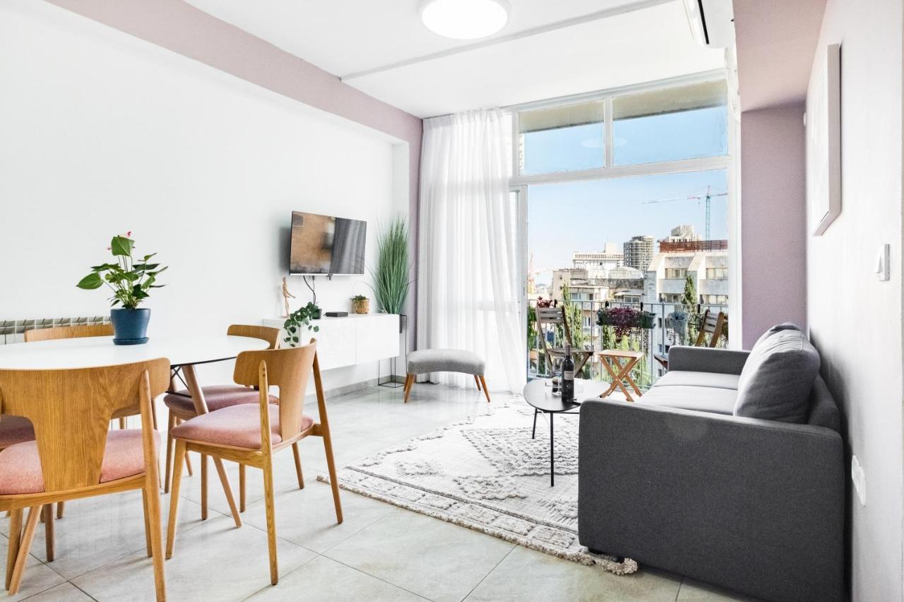 Modern Bright, Near Mahane Yehuda Market, Balcony Єрусалим Екстер'єр фото