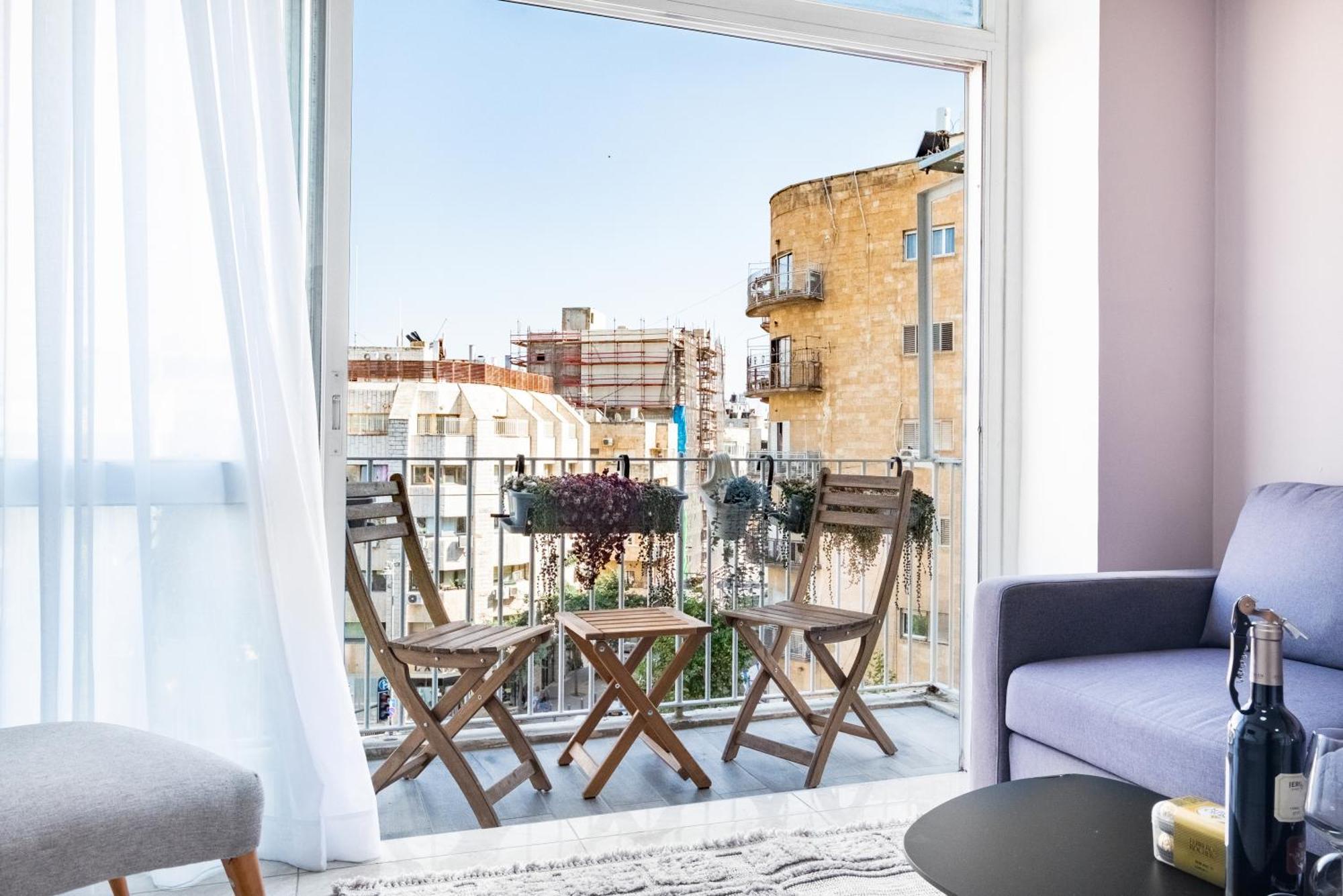 Modern Bright, Near Mahane Yehuda Market, Balcony Єрусалим Екстер'єр фото