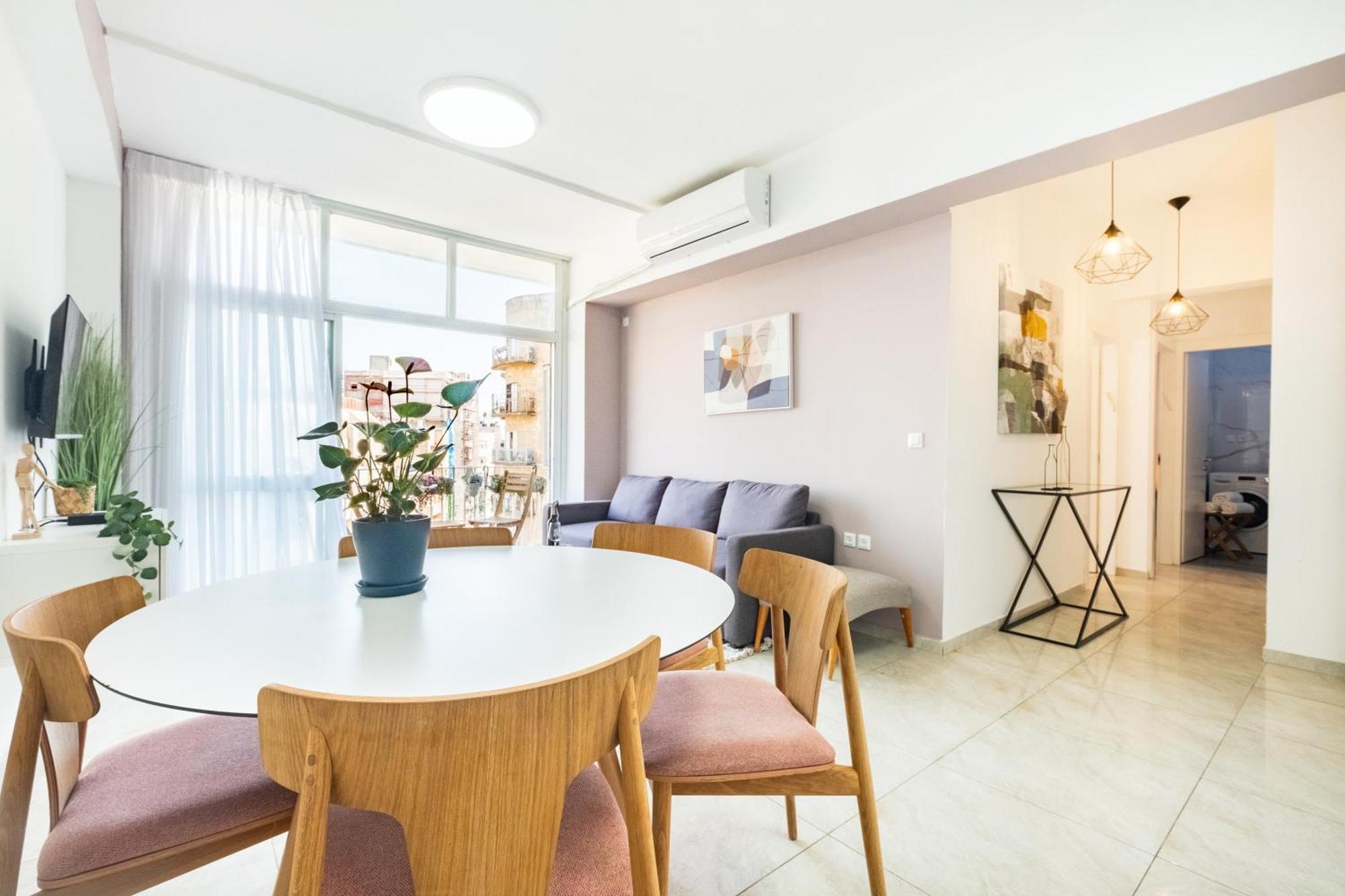 Modern Bright, Near Mahane Yehuda Market, Balcony Єрусалим Екстер'єр фото
